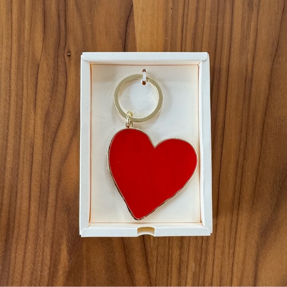 NWOT Sezane Heart Keychain - Picture 2 of 2